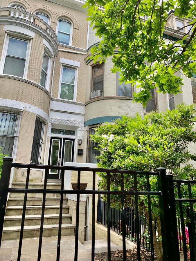 Lovely Remodeled 2Bdrm Basement Home Washington Extérieur photo