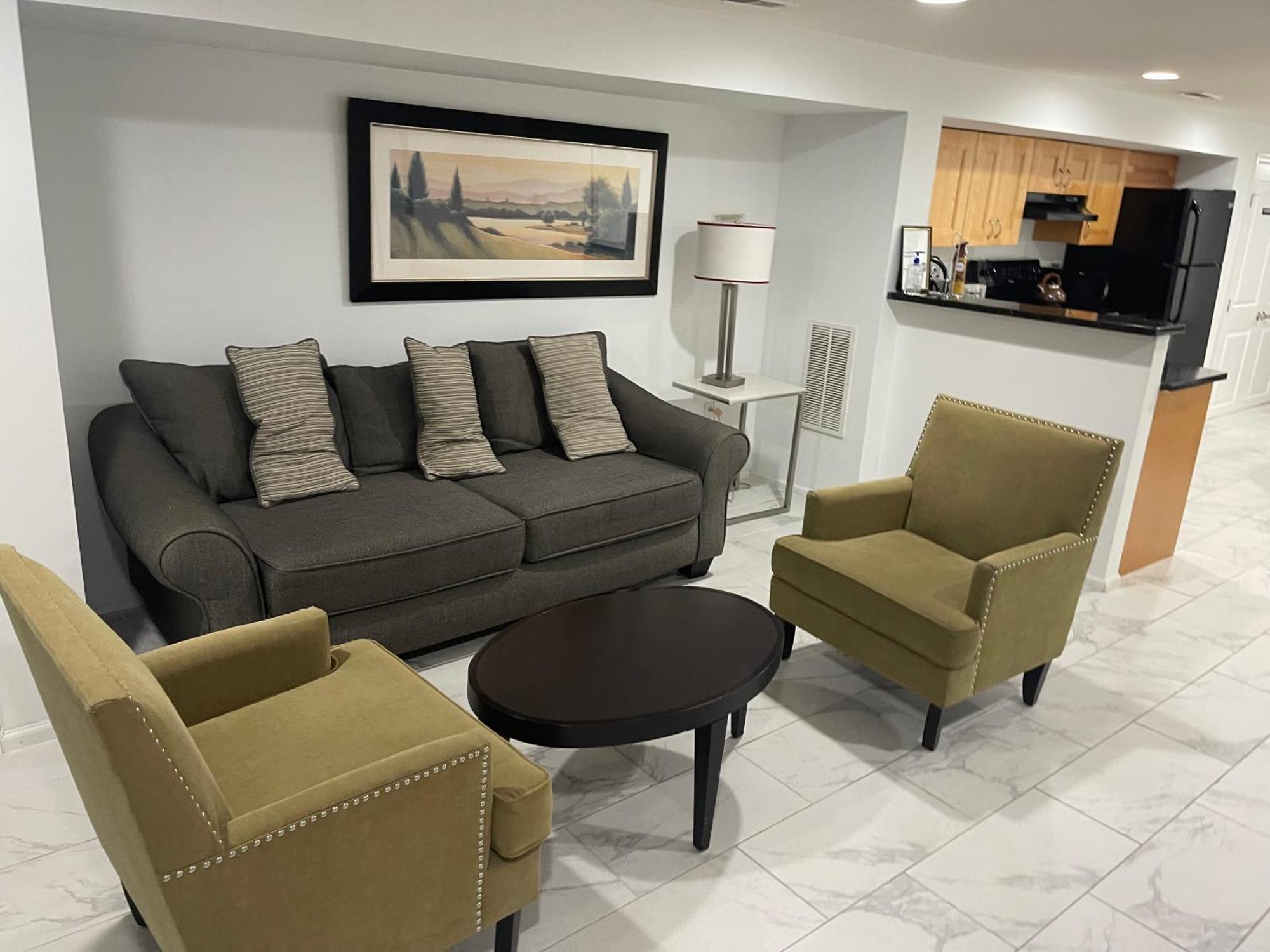 Lovely Remodeled 2Bdrm Basement Home Washington Extérieur photo
